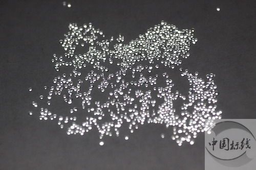 麻城金属表面处理厂喷砂玻璃微珠清理